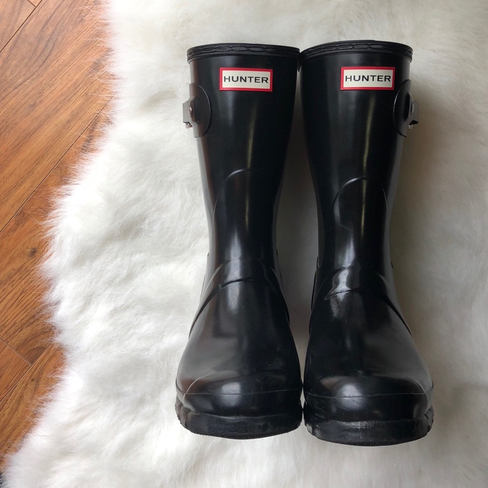 Short Shiny Hunter Boots